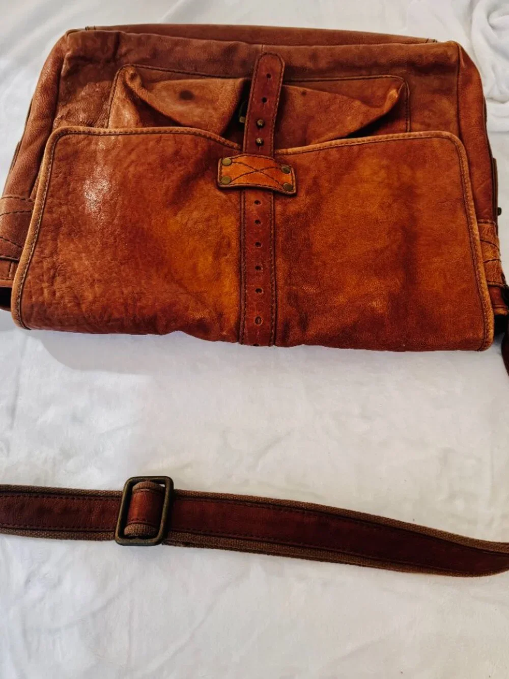 Vtg Fossil Distressed Leather Messenger Hobo Crossbody Adjustable Strap Bag